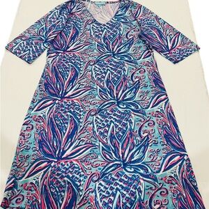 Colorful size small dress. Anthony resort wear dress.